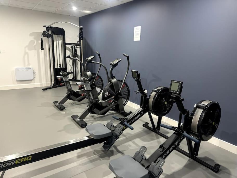 ברמינגהאם Luxury Oaks Suite, Free Private Parking, 2 Bed 2 Bathroom Apartment, Central Solihull מראה חיצוני תמונה